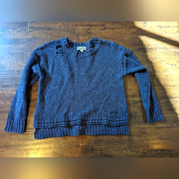 Wildfox Wool Blend Sweater size Large - Picture 2 of 6